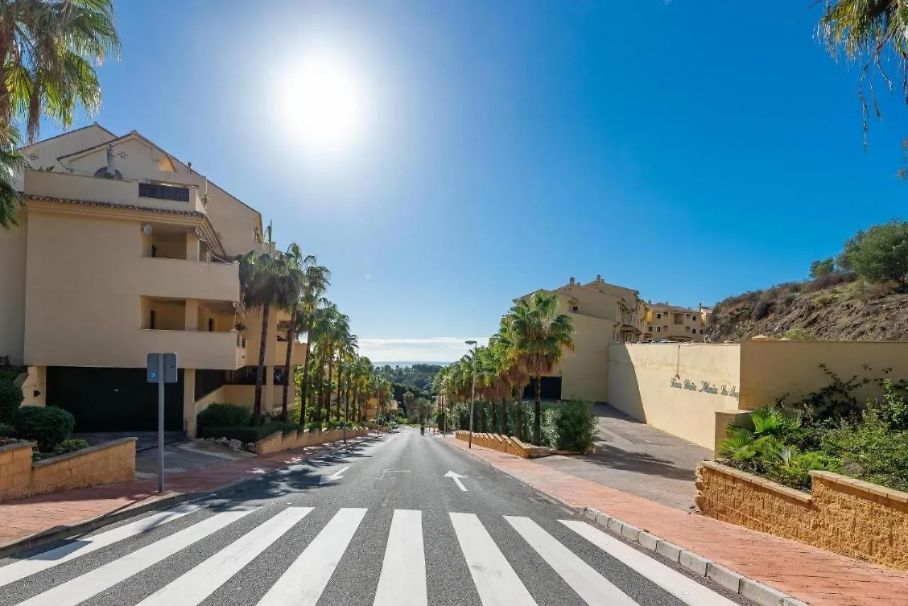 Fabulous Golf Front Apartment With Pool And Seaview Benalmádena